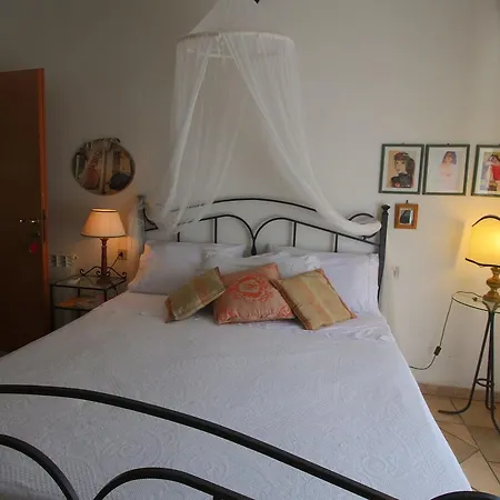 펜션 Vintage Farmhouse In Grosseto With Jacuzzi