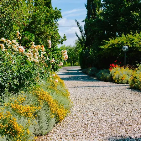 Vintage Farmhouse In Grosseto With Jacuzzi 펜션 부리아노